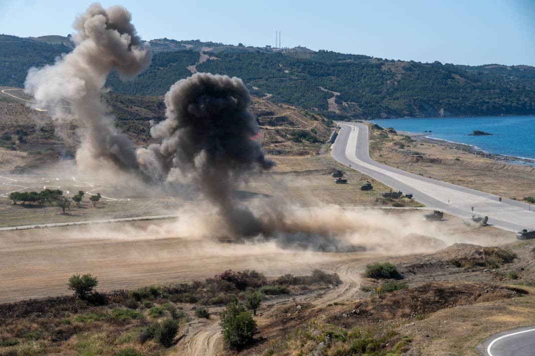 Türk Ordusu gücünü dünyaya böyle gösterdi. EFES-2024 Tatbikatı başarıyla tamamlandı - Resim: 17